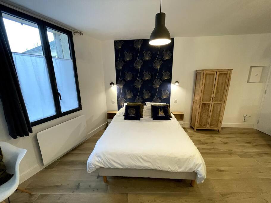 Alp Chartres - Cosy Studio Au Coeur De Chartres Avec Parking Екстер'єр фото